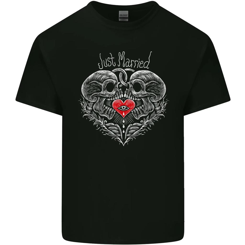 Just Married Skulls Gothic Marriage Goth Kids T-Shirt Childrens