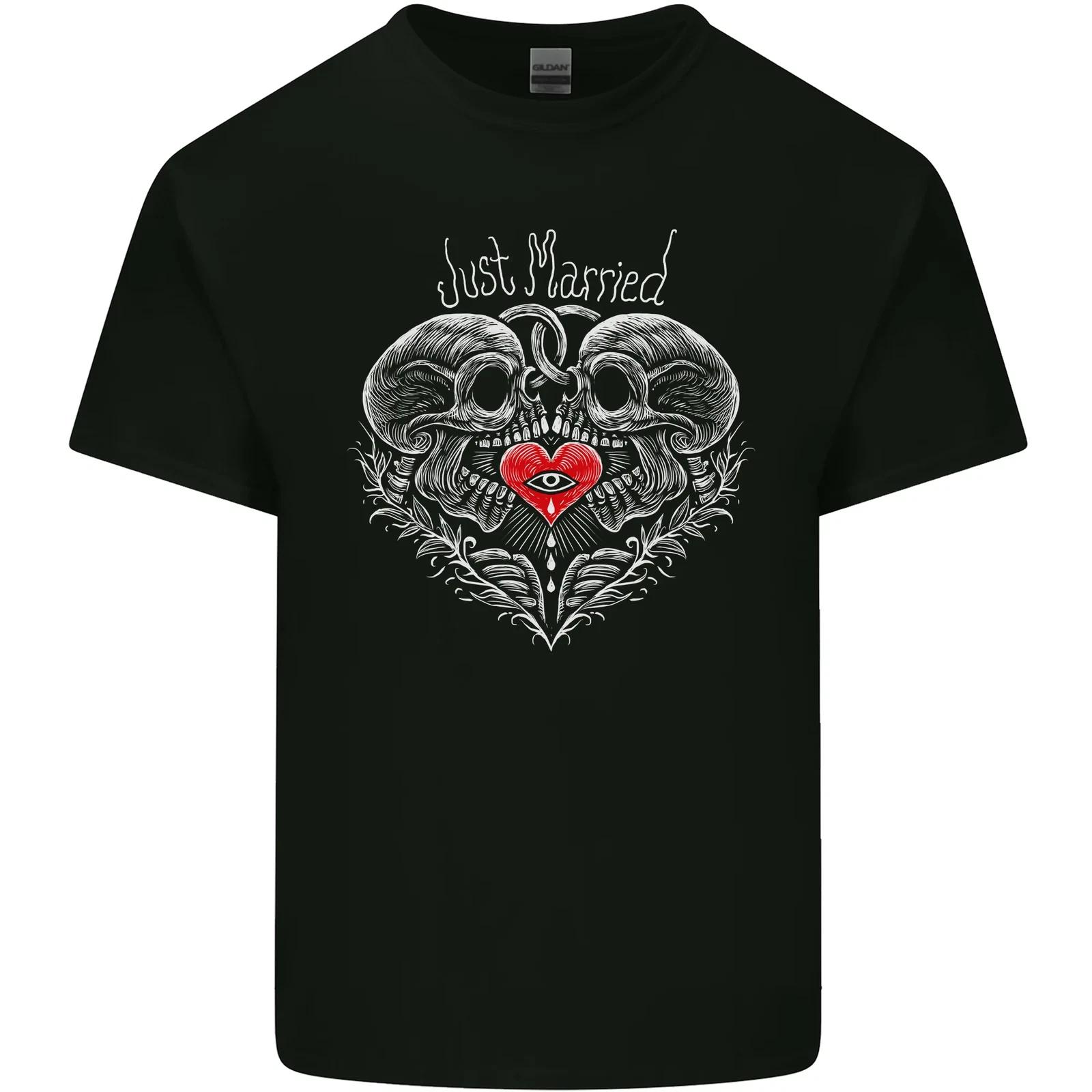 

Just Married Skulls Gothic Marriage Goth Kids T-Shirt Childrens S