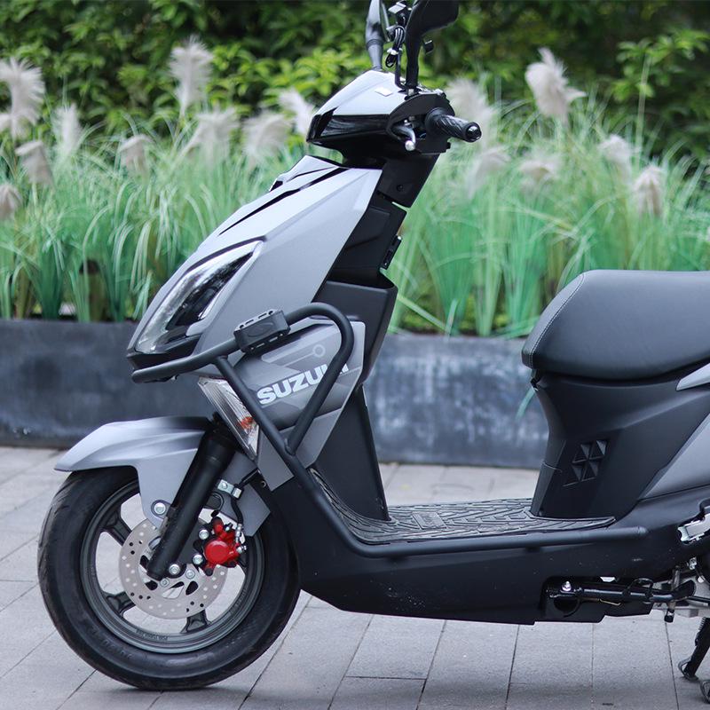 Leichtmotorrad Suzuki UY125 Schutz-Kollisionsschutzstangen - Vorder- und Hinterradstoßstangen aus Kohlenstoffstahl