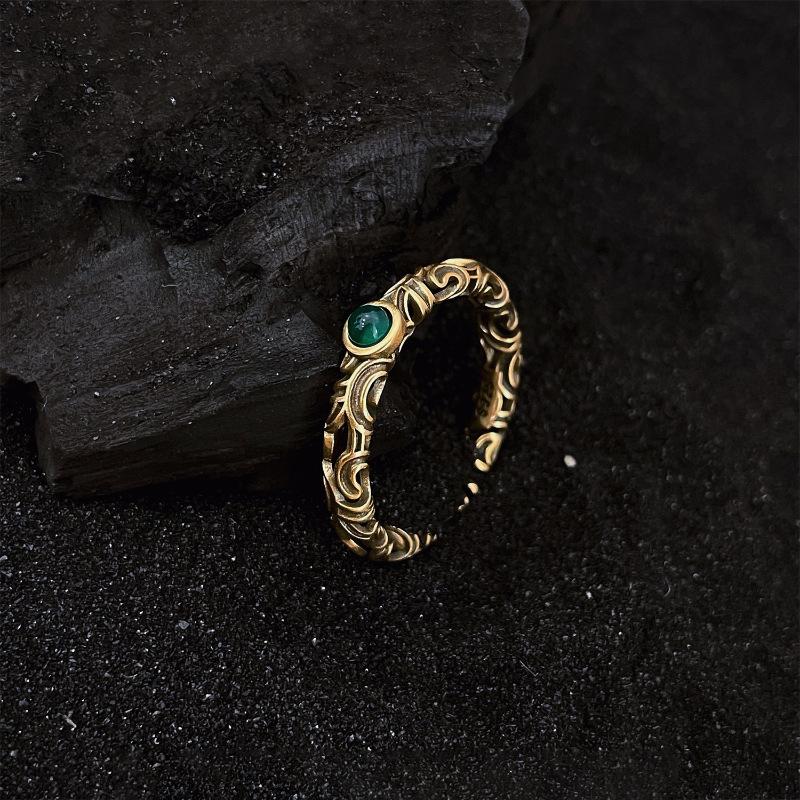 Niche Grass Designs Grain Green Zirconium Hollow Female Fashion Retro Rings