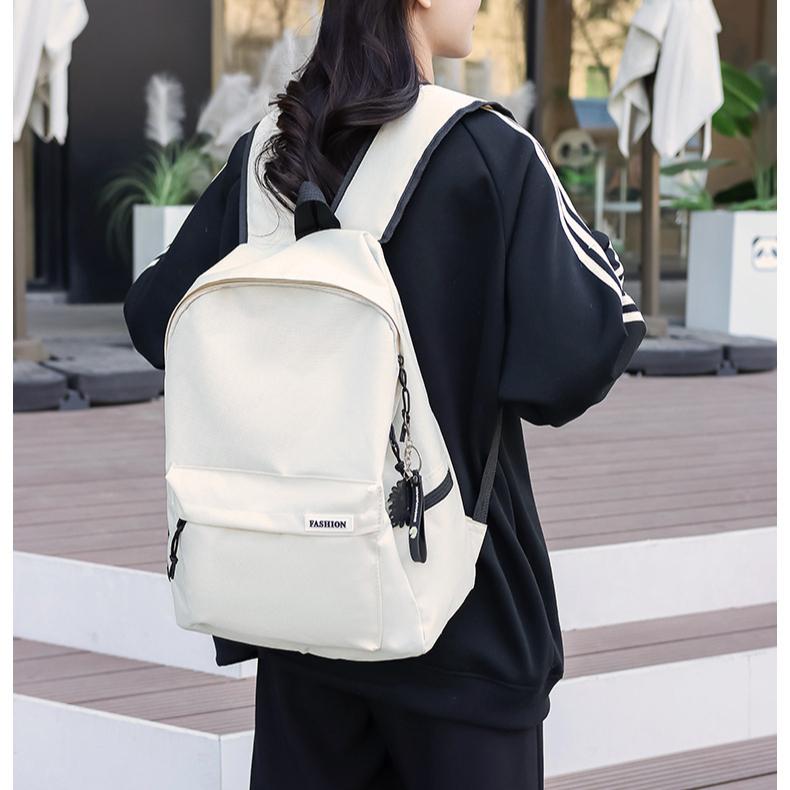 

Простий дорожній рюкзак великої місткості для жіночого відпочинку 43x12x30cm білий