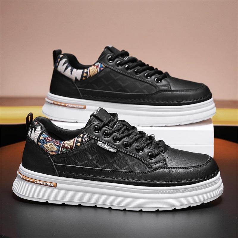 

Мужские повседневные модные кроссовки для скейтбординга на четыре сезона, удобные для студентов, трендовые кроссовки для мальчиков с мягкой подошвой, дышащая обувь 44 чёрный