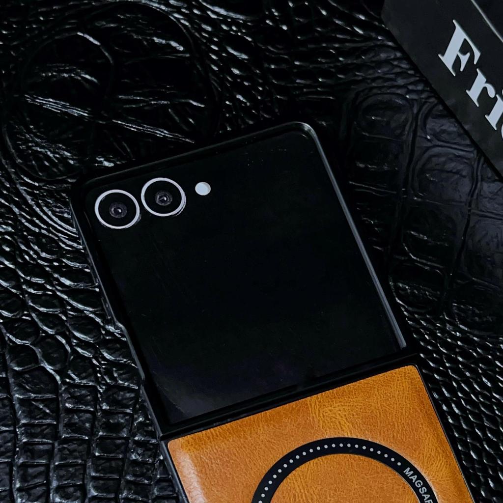 Samsung Z Flip7 Retro Crazy Horse Magnetic Anti-Fall Case for Flip6/5