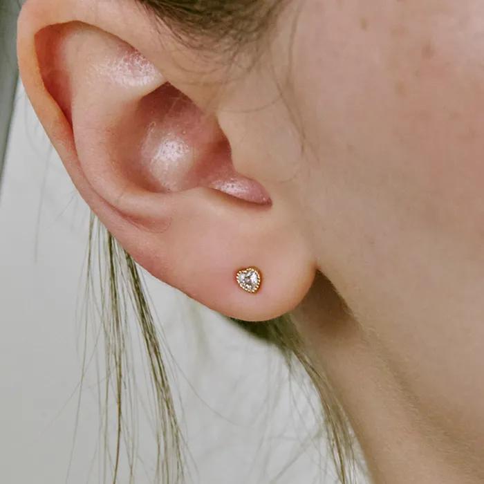 14K Lovely Heart Cubic Piercing
