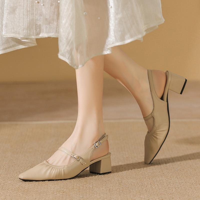 Summer new thick heel bag head sandals women's word with pleated square head heel single shoes