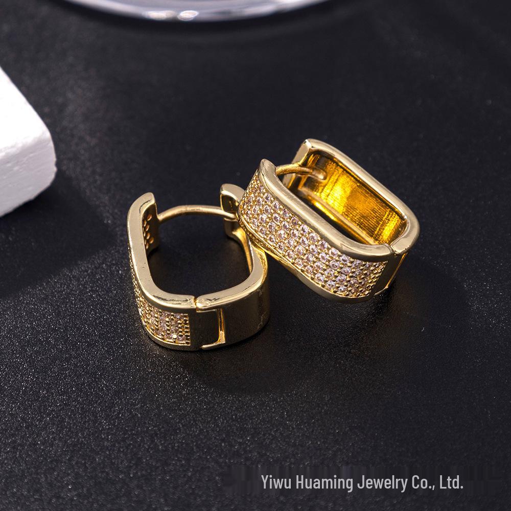 Stylish Gold Circle Ear Cuffs - Light Luxury Jewelry for Trendy Women