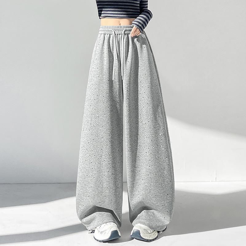 

Spring & Autumn Heavy Duty Rhinestone Curved Leg Casual Wide-Leg Sweatpants for Women L