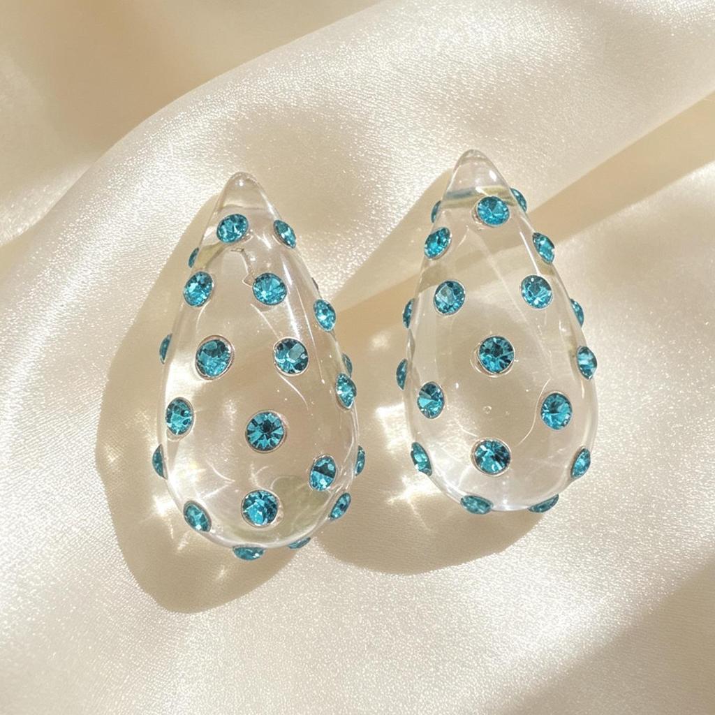 Vintage Blue Glass Bow Earrings - Retro Design Ornament