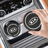 2026 Heißer Autoaufkleber 2 Stück Auto-Getränkeuntersetzer Silikon-Wassernapfschlitz Anti-Rutsch-Matte PVC-Pads für Kia Sportage Rio 3 Soul Picanto Cerato N