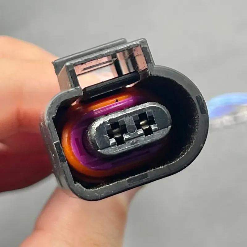 

for Volkswagen Tiguan new Jetta new Bora Polo Skoda reversing light switch plug harness cable