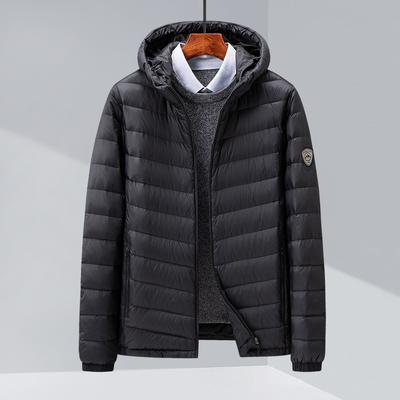 Leichte und dünne Daunenjacke mit Kapuze für Herren, trendige koreanische Slim Fit-Daunenjacke aus weißer Ente, modisch, warm und leicht