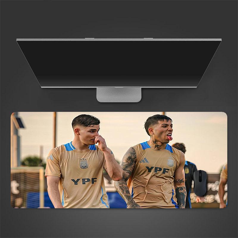 Julian & Enzo Mouse Pad, Large Gaming Desk Mat, Non-slip XXL Mousepad for Laptop & Tablet, Mini PC Playmat with Stitched Edges