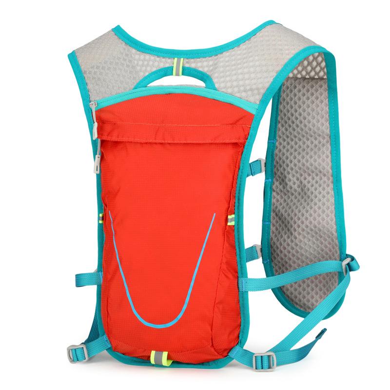 

Multifunctional Hydration Pack: Ideal for Running, Cycling, Marathons, and Hiking. 5L