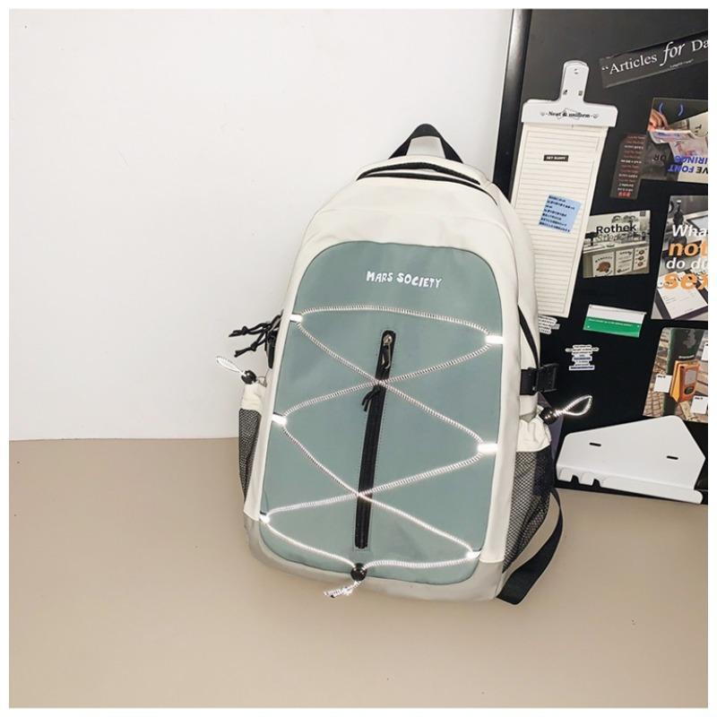 The New Schoolbag Is High-value, Fresh and Sweet, Contrasting Colors, Splicing Backpack, Couple Light Travel, Spring Outing Backpack.