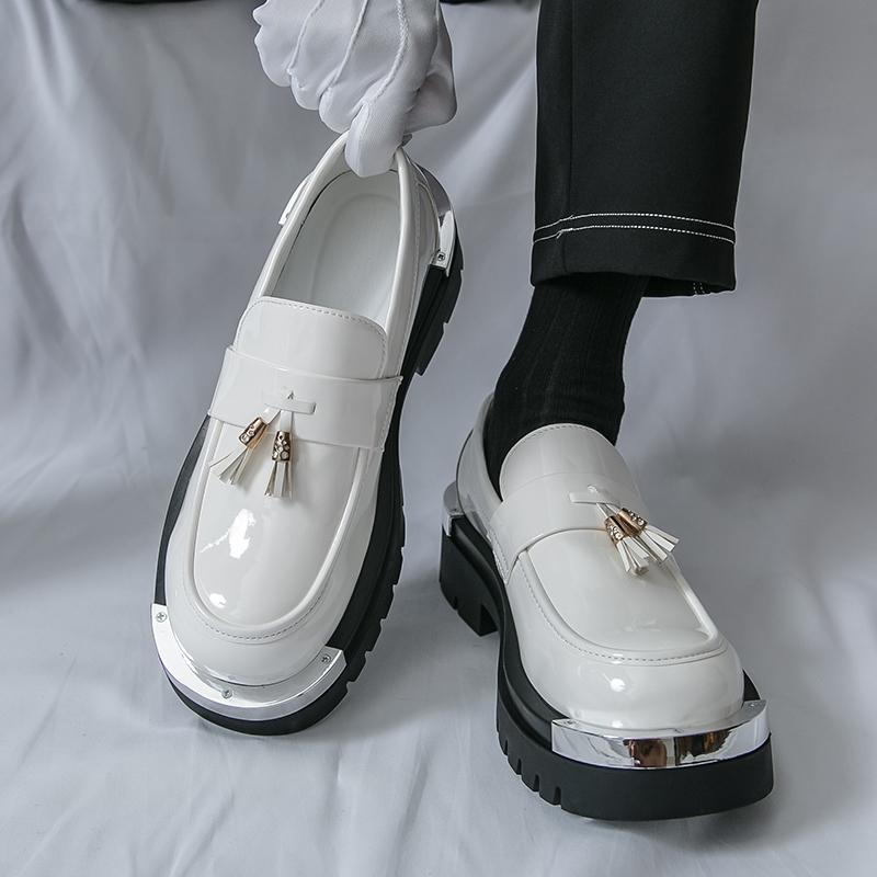 Fashion New Men Classic Fringed Shoes Men Thick-soled Anti-slip Business Fashion Loafers European American Banquet Shoes Men Sizes 38-46