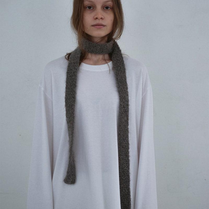 NOTHINGEVERYTHING HAIRY SCARF IN GREY