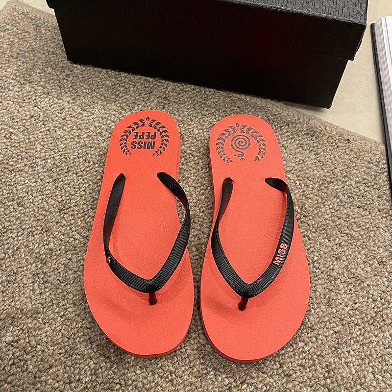 Simple flip-flops women's summer non-slip outer wear new cartoon flat-bottomed seaside beach cool slippers