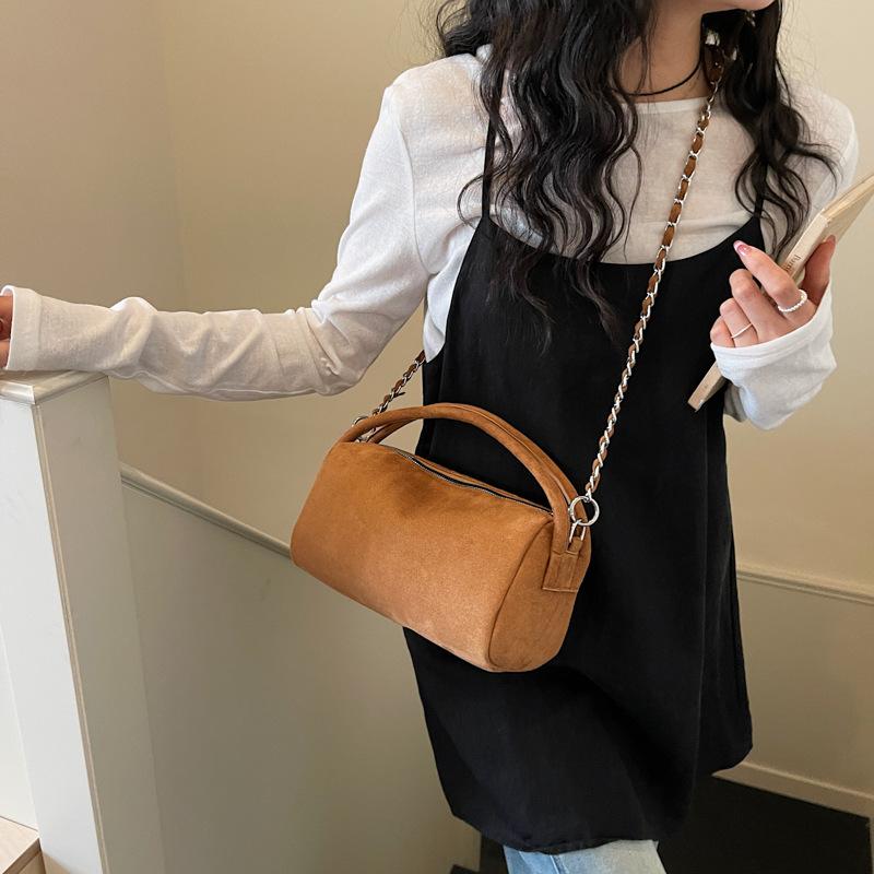 Trendy Suede Top Handle Bag Women Stylish Casual and Simple Commuting Bag Fashiable and Versatile for Daily Use Shoulder Bag