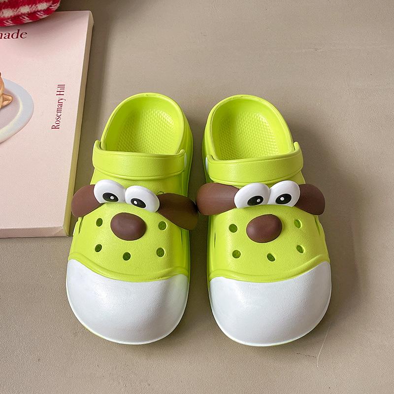 Baotou cool slippers women's new seaside beach women's shoes trendy ins cartoon cute eva hole shoes women