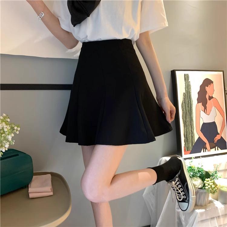 2026 Summer Slimming Pleated Little Black A-line High Waist Plus Size Anti-exposure Student Skirt.