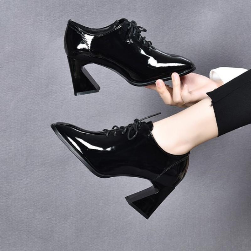 

2025 Новые Женские Сексуальные Кристальные Высококачественные Легкие Весенне-Летние Туфли-Слипоны на Каблуке Леди Вечеринка Красивые Туфли-Лодочки 34 чёрный