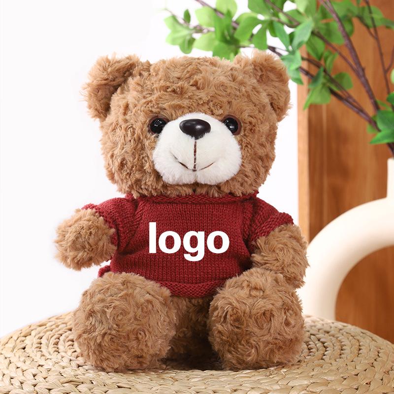 

Плюшевая игрушка «Мишка Тедди» с возможностью кастомизации и сменными нарядами: Футболка, Школьная форма, Свитер и Варианты печати с логотипом на заказ Sitting height 23 cm dressed teddy bear