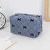 No Ip Cotton Velvet Makeup Bag With Large Capacity And Portable Handheld Design For Women