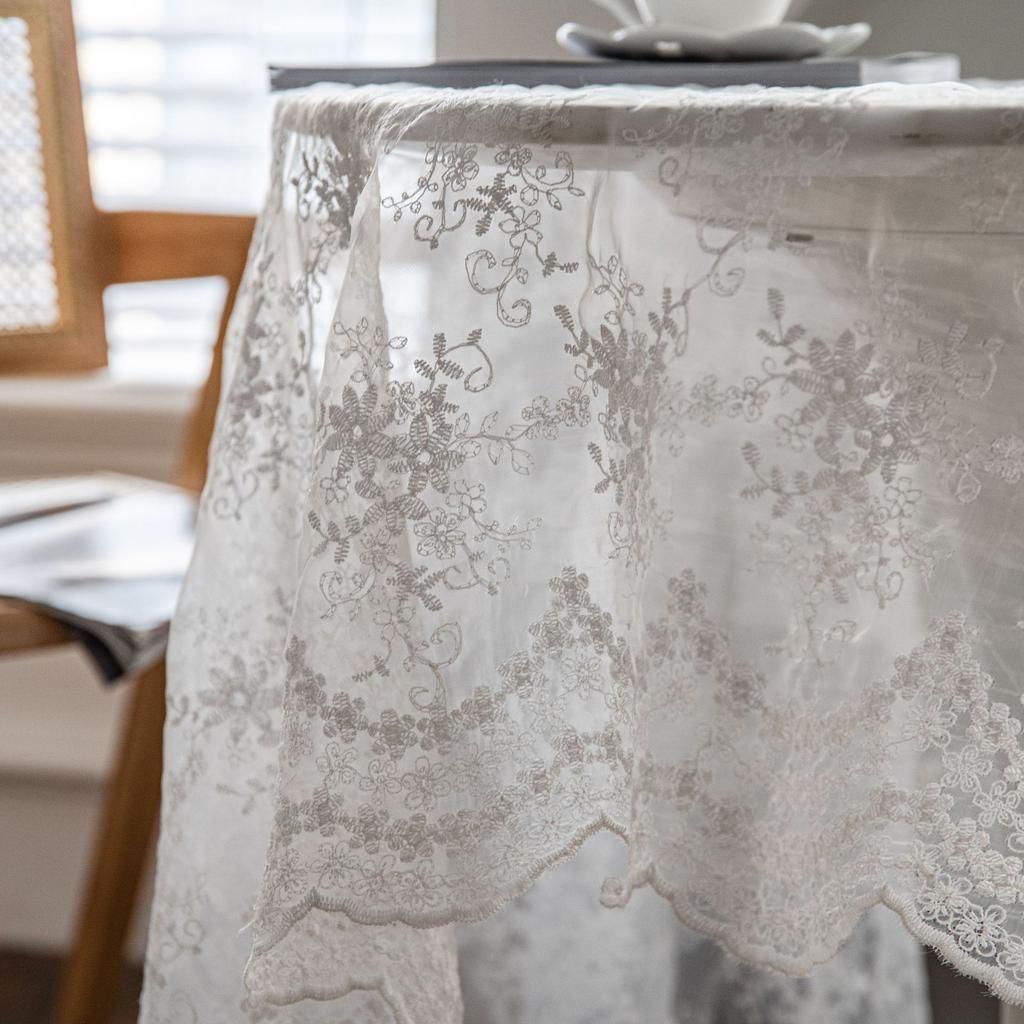 Queen Dream Ivory Lace Tablecloth Wedding-Rectangular Table Cloth Vintage Embroidered Lace Fabric for Summer Outdoor Party Reception Home Decor
