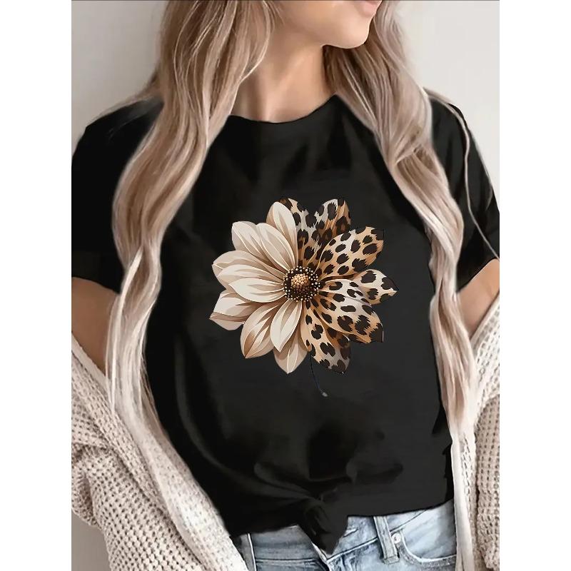 

Black Leopard & Beige Dahlia Print Short Sleeve T-Shirt | Lightweight, Round Neck, Wrinkle-Resistant, Casual,Restaurant - Machine Washable S чёрный