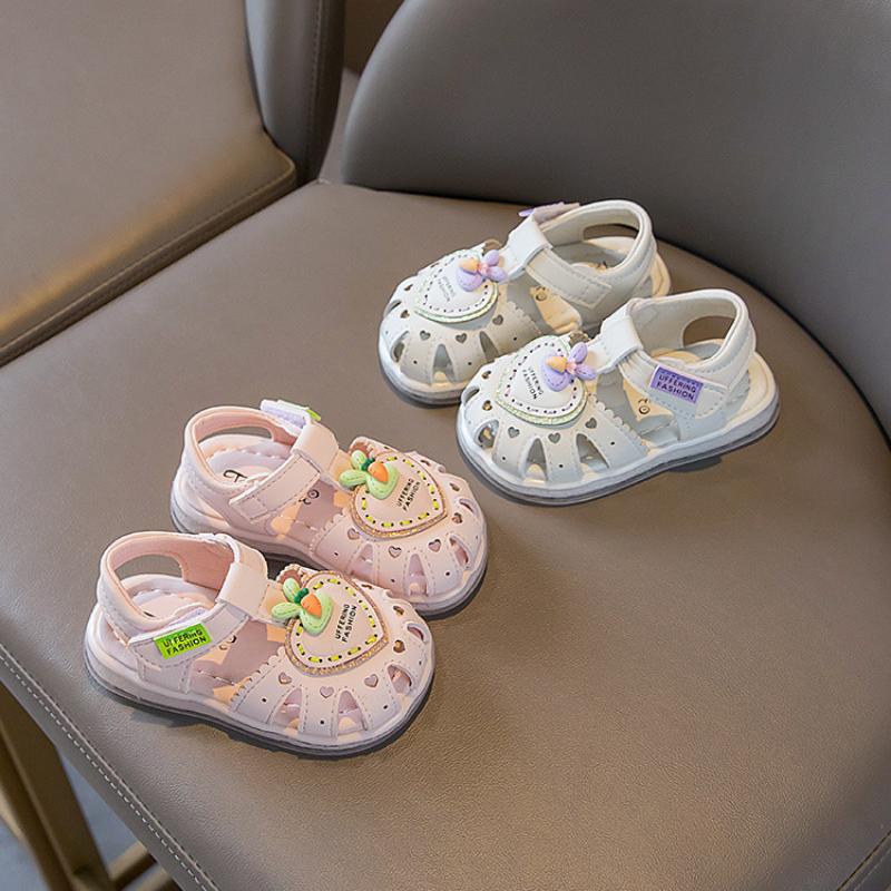 Girls' Bag Sandals 2024 Summer New Children's Love Breathable Sandals Prewalker Children's Cartoon Beach Shoes Newborn Baby Girl