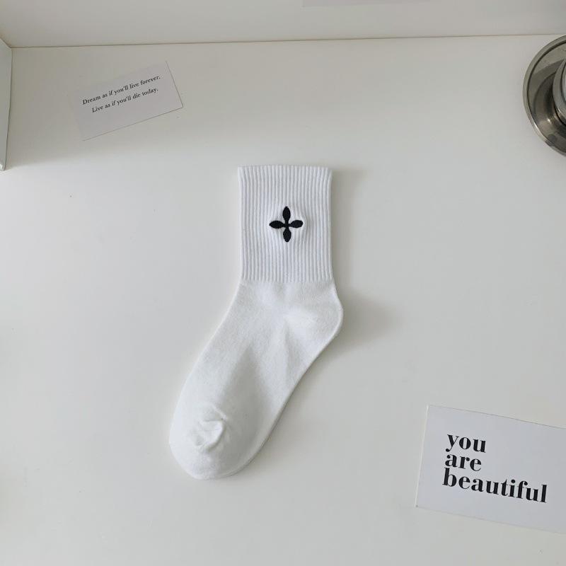 Ladies Lovely Versatile Letter Embroidered Black White Collegiate Wind Tube Cotton Socks
