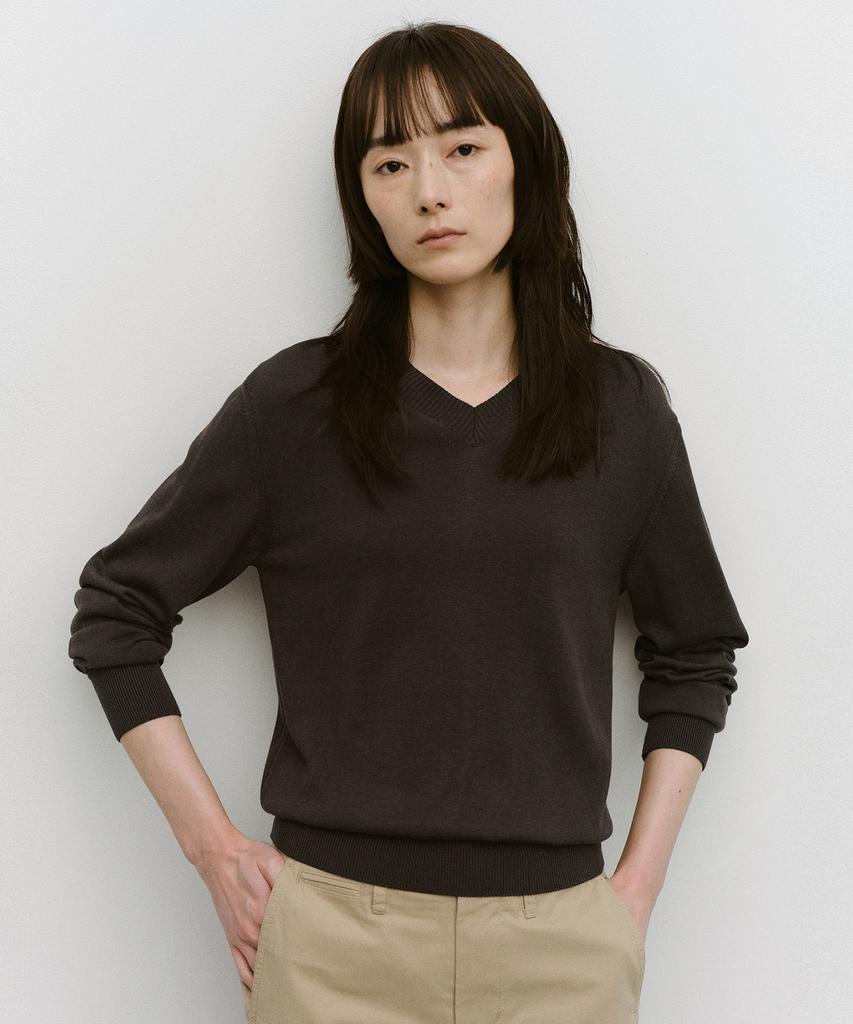 ANOTHER OFFICE WOMEN W. Current Silk V-Neck Knit (Pewter)