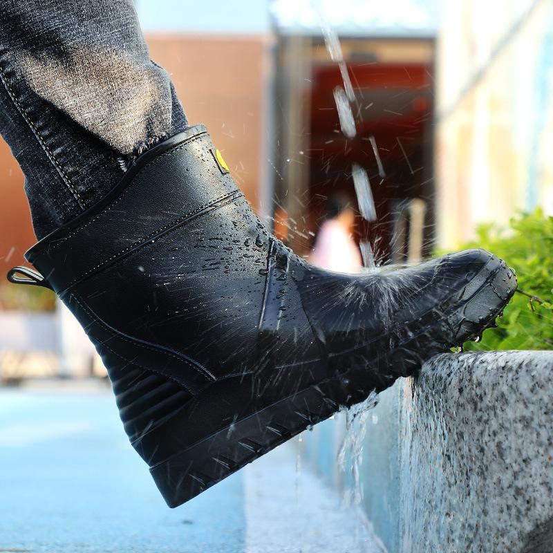 New medium tube rain shoes men's rain boots non-slip waterproof shoes outdoor water boots warm short rubber shoes fashion