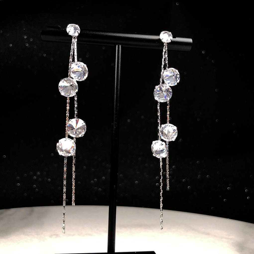 Trendy 2024 Rhinestone Tassel Earrings: Stylish Summer Stud Jewelry for Women