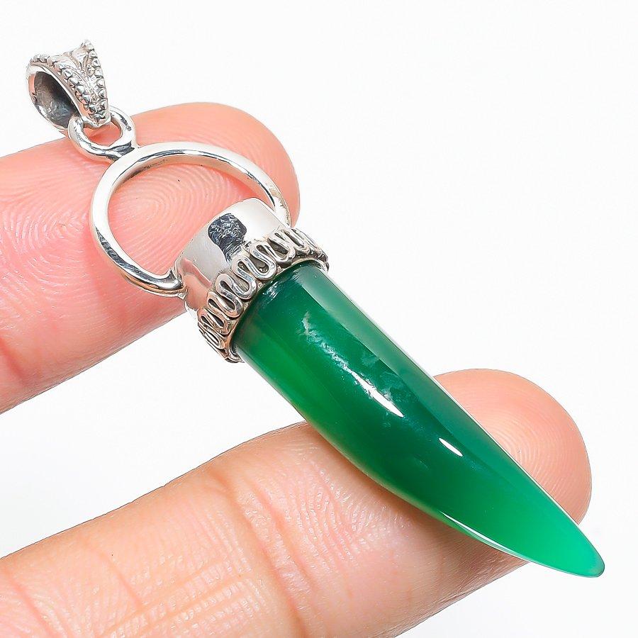 

Natural Green Onyx Gemstone 925 Solid Sterling Silver Jewelry Pendant 2.50 w0r12