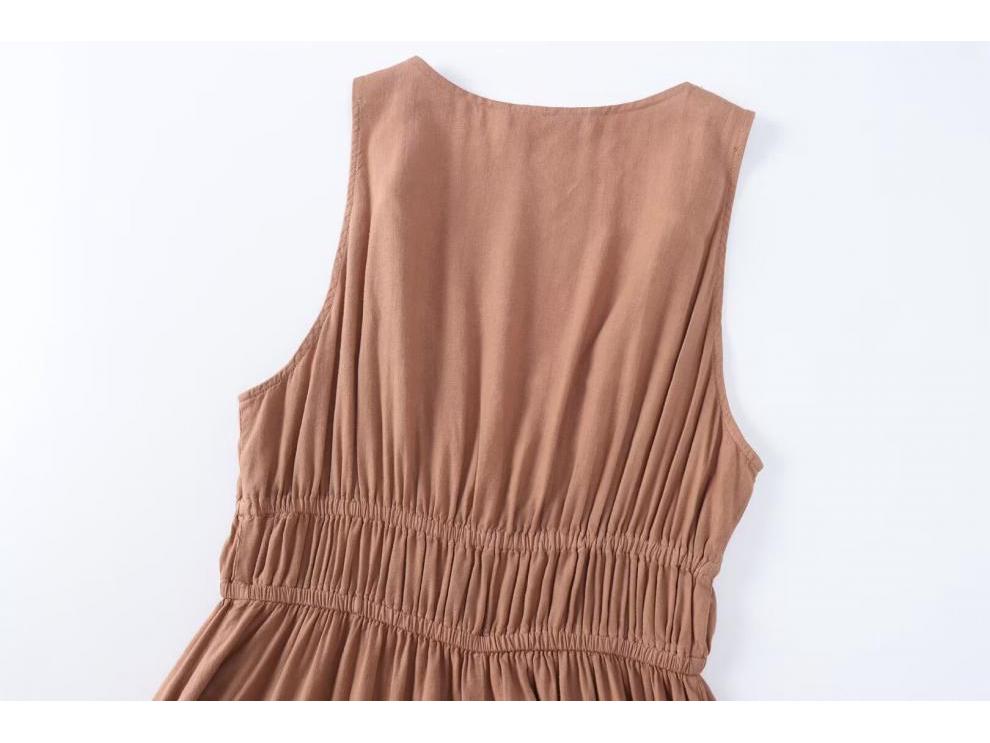 European & American Women's V-Neck Long Street Fashion Dress with Ball Ornament