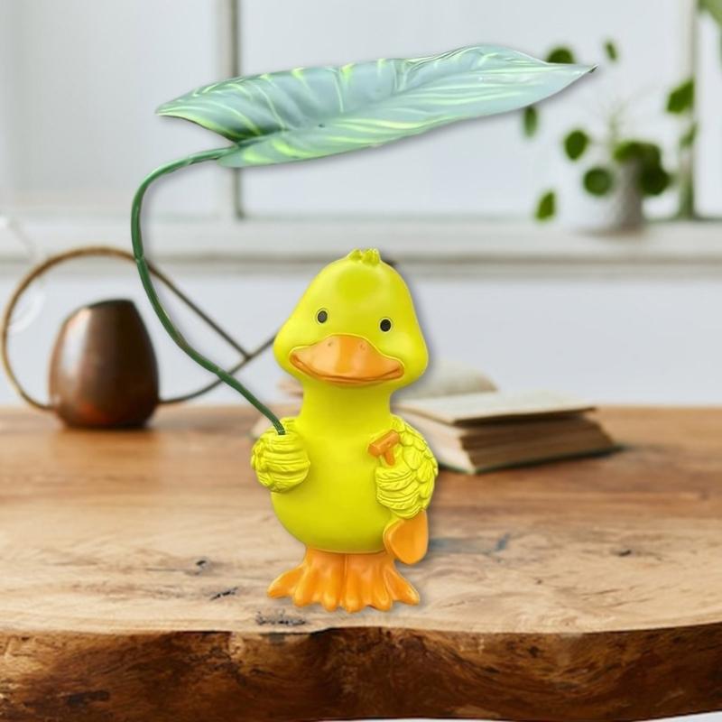 Small Ducks Garden Sculpture With Detailed Orange Feet Weatherproofed Resins Decoration Outdoor Balcony Ornaments