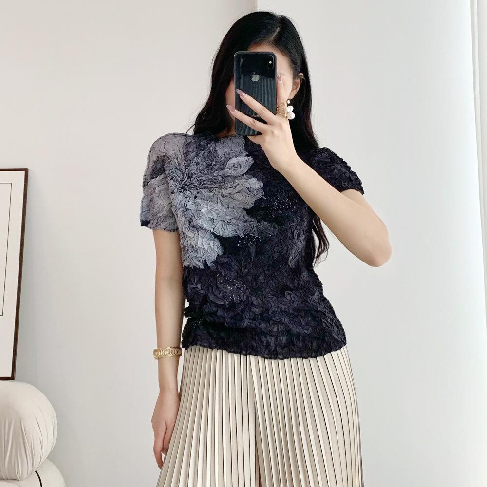 

Шикарная плиссированная футболка с принтом тай-дай: Универсальный, стильный топ с коротким рукавом для женщин One Size чёрный