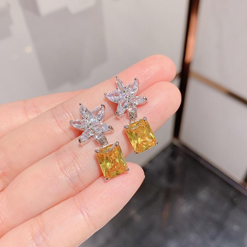 S925 Silver Needle, Red Corundum Imitation Pigeon Blood, Pendant, Yellow Diamond Star Women'S Jewelry