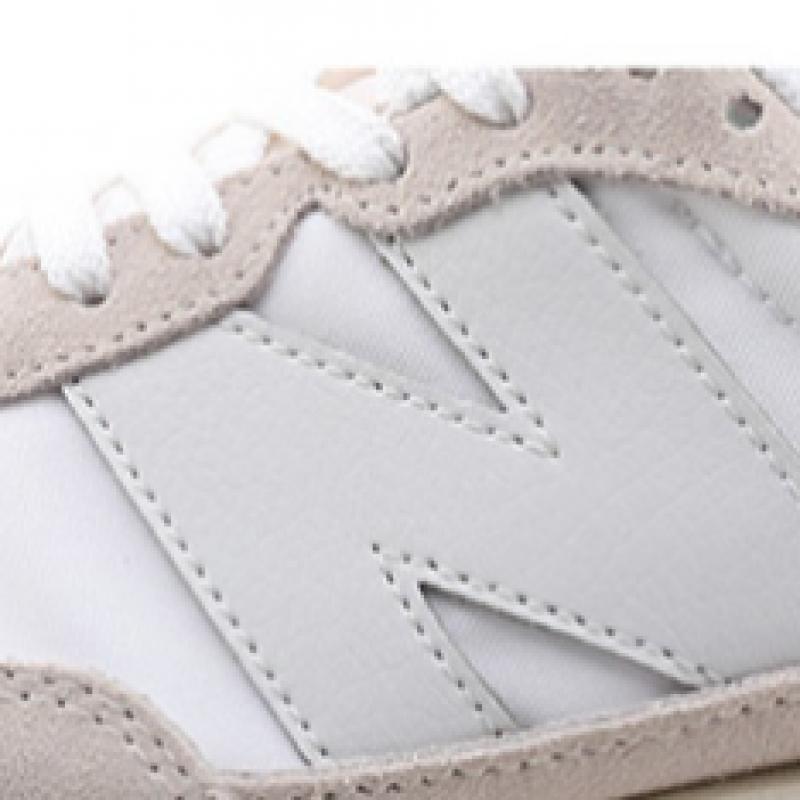 New Balance 237 Ivory