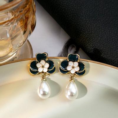Vintage Blue Flower Earrings with Oil Drop Design, Elegant and Chic