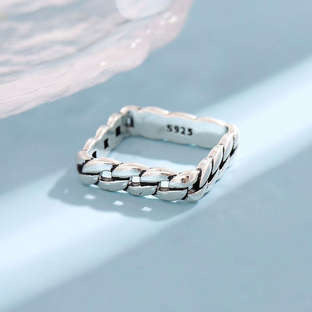 New Retro Popular Personality Chain Shaped 925 Sterling Silver Jewelry Not Allergic Geometric Twist Exquisite Women Rings R196