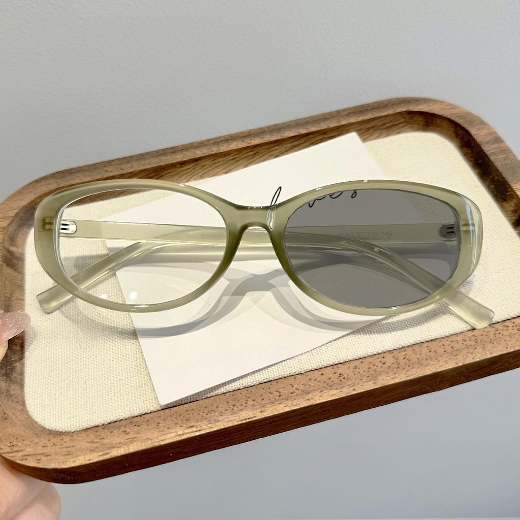 Small Frame Cat-Eye Photochromic Myopia Glasses Outdoor UV-Protective Goggles Anti-blue Light Turn Grey Minus Diopter Eyeglasses