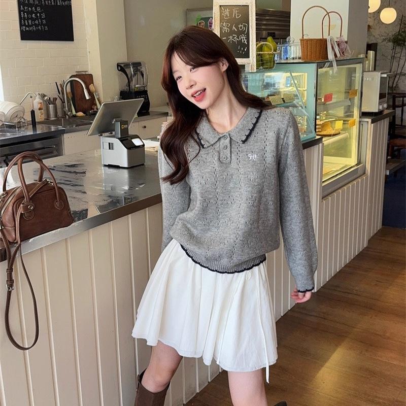 

Korean sweet style age-reducing bow embroidery contrasting color long-sleeved sweater women s autumn lapel versatile and thin one size fits all