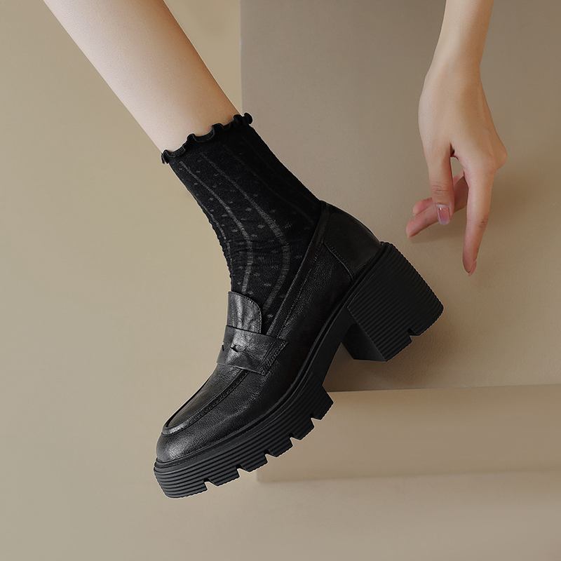 Осенне-летняя обувь из овчины с круглым носком на массивном каблуке Krazing Pot — фото 17