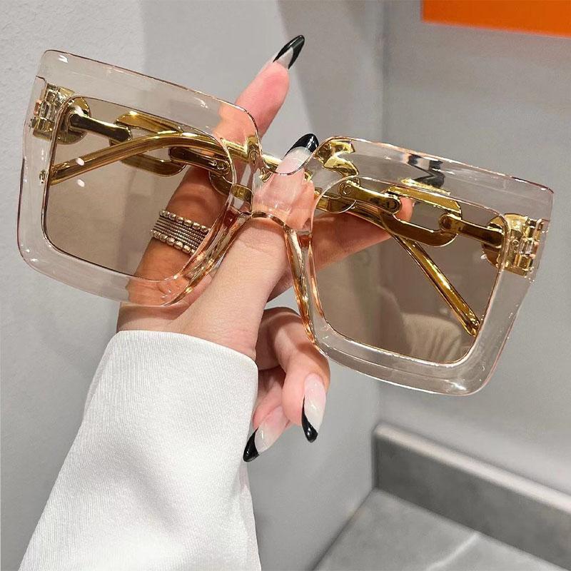New Fashion Large Frame WOMEN'S Sunglasses Personality Chain Leg Sunglasses Premium Sunglasses