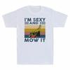 Ik ben Sexy En Ik Maai Het Grasmaaier Tuinmannen Vintage Heren T-shirt Tee