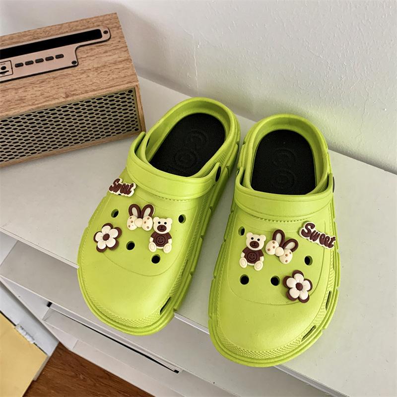 Hole shoes women's 2025 new women's muffin platform beach shoes student bag head wearing sandals