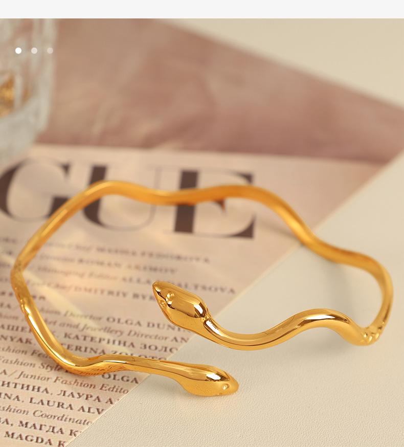 High-End Stainless Steel Spirit Snake Design Open Bracelet for Girls
