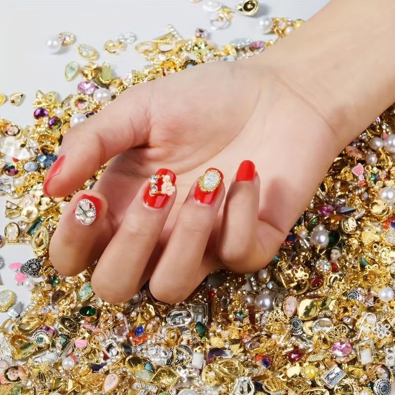 30pcs Luxury Nail Charms With Rhinestones/Pearls, Silvery Golden Nail Art Accessories, 3D Alloy Nail Art Jewelry For Nail Art Decoration